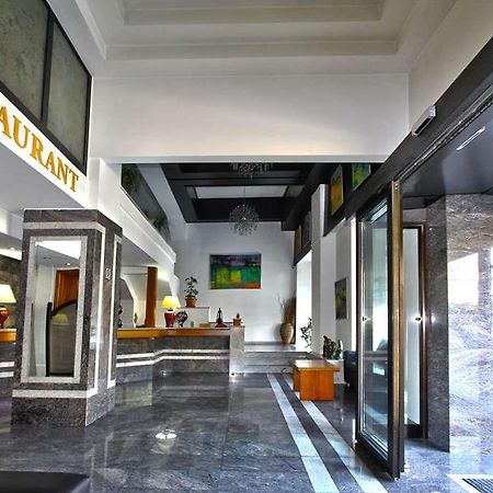 Hotel Lirak Tetovo Inreriör bild
